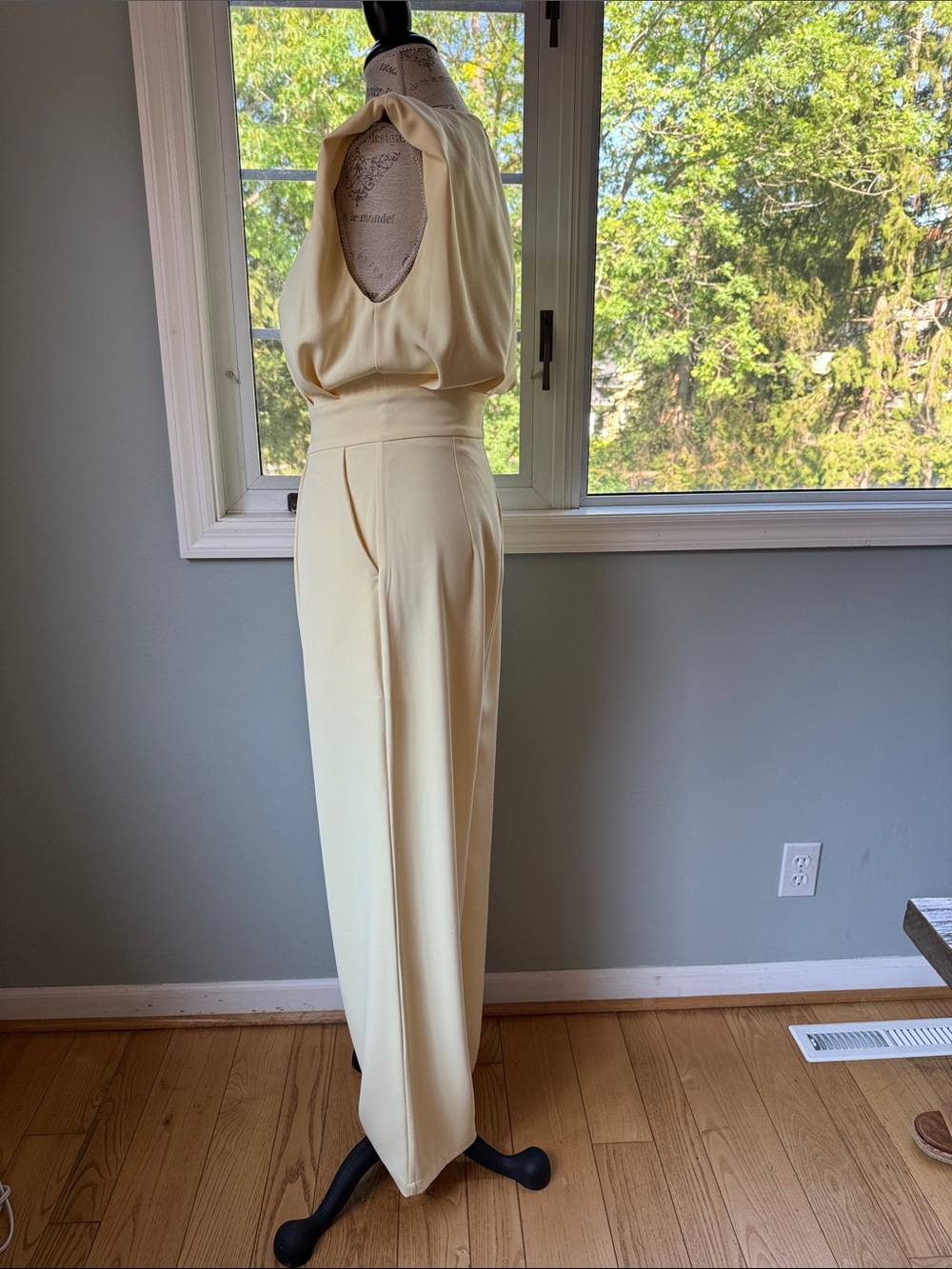 FeHaute pale yellow wide leg sleeveless dressy jumpsuit NWT size 2 XS/S - Picture 5 of 12
